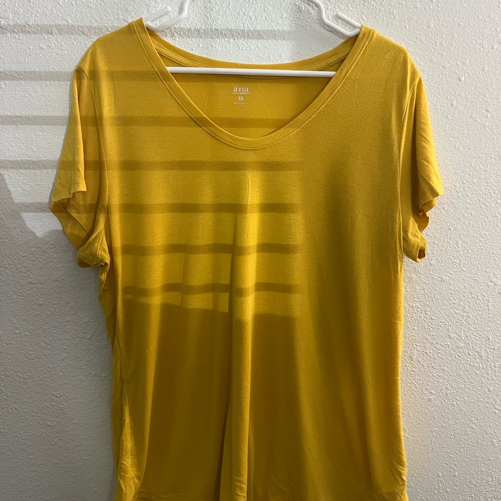a.n.a  Short Sleeve Tee